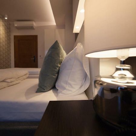 Novopolska - Hotel I Restauracja Koscian Luaran gambar