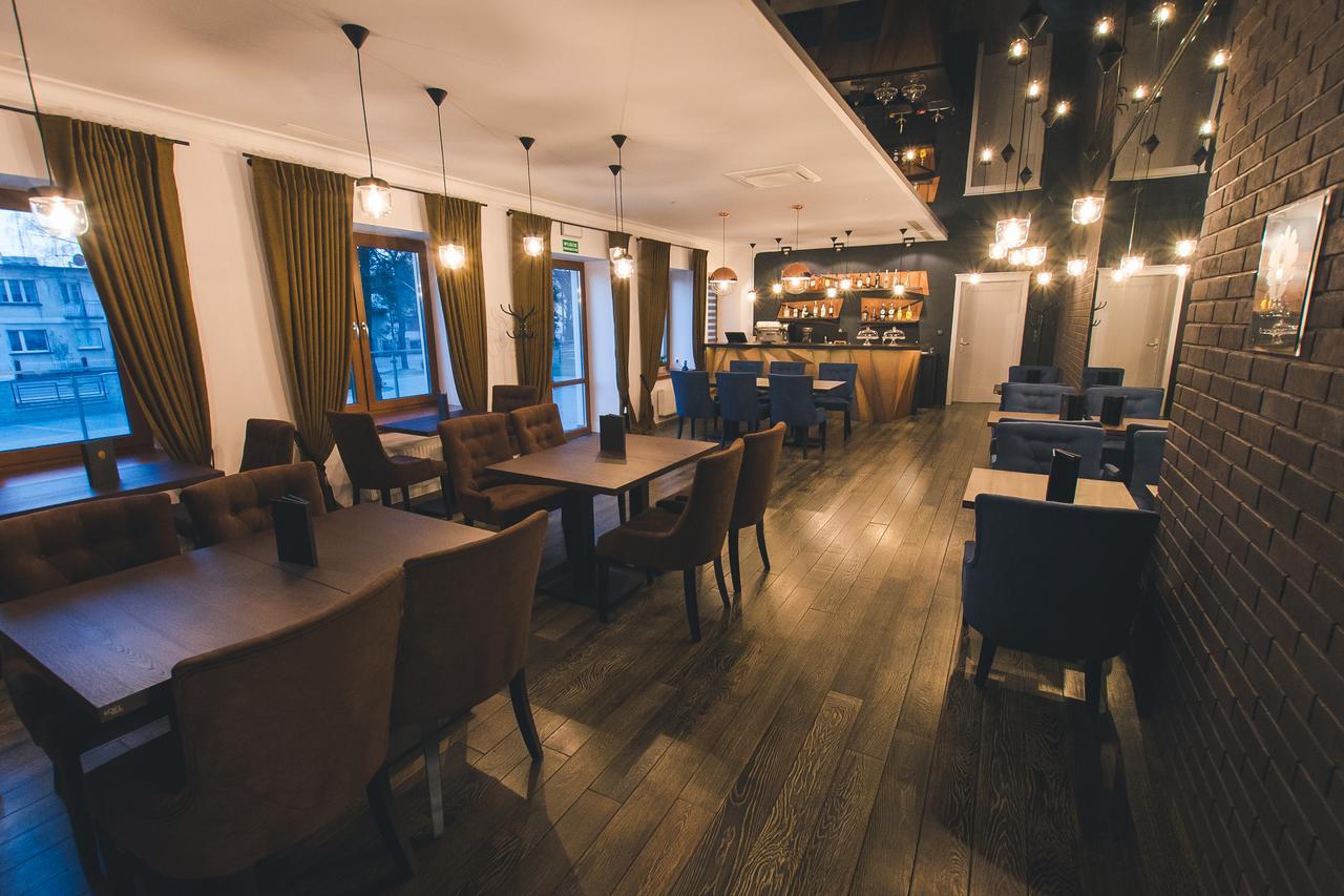 Novopolska - Hotel I Restauracja Koscian Luaran gambar