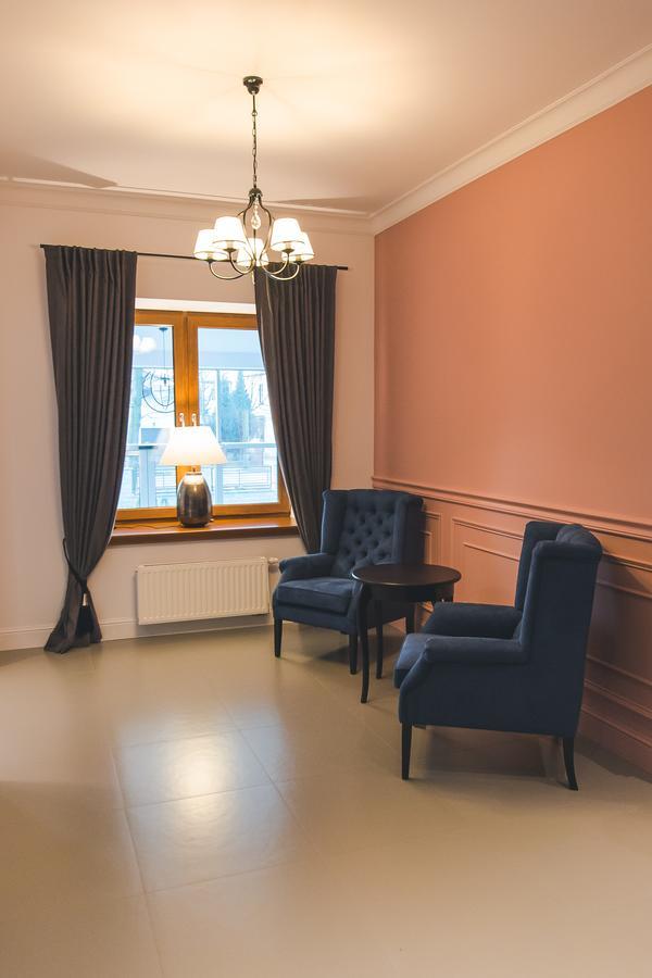 Novopolska - Hotel I Restauracja Koscian Luaran gambar