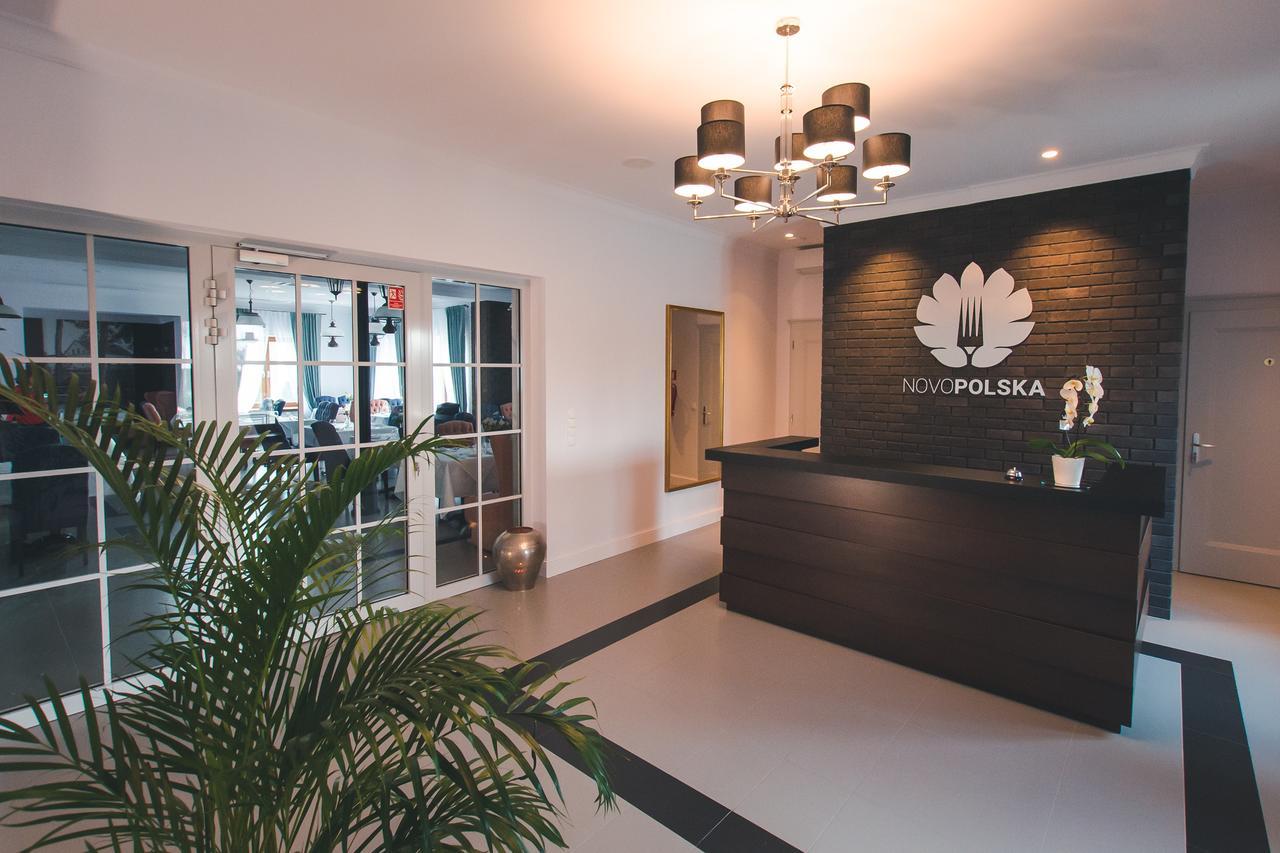 Novopolska - Hotel I Restauracja Koscian Luaran gambar