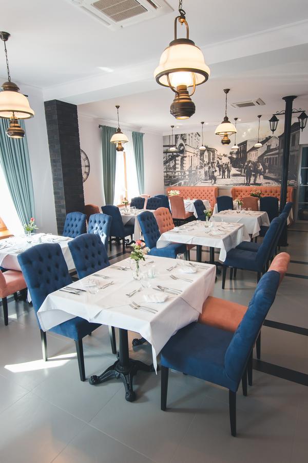 Novopolska - Hotel I Restauracja Koscian Luaran gambar