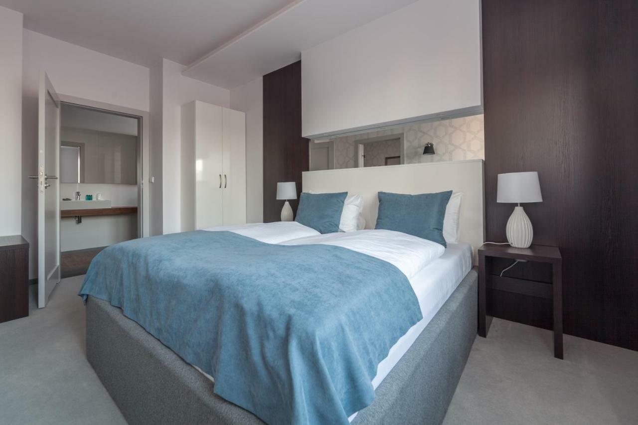 Novopolska - Hotel I Restauracja Koscian Luaran gambar