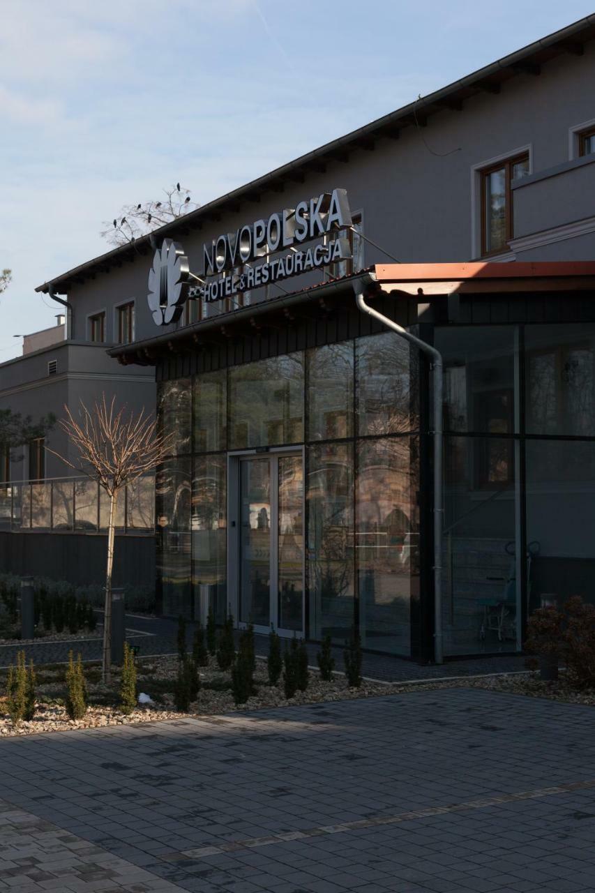 Novopolska - Hotel I Restauracja Koscian Luaran gambar