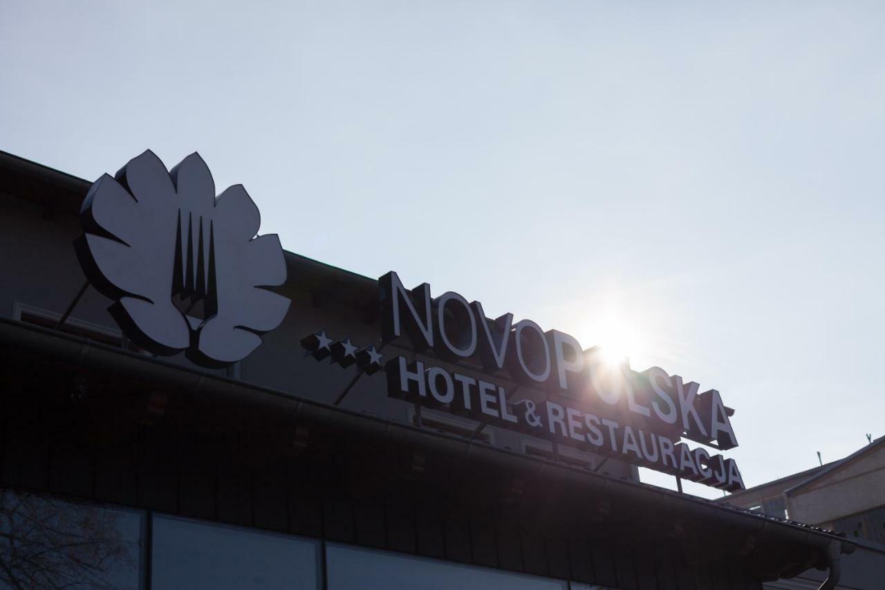 Novopolska - Hotel I Restauracja Koscian Luaran gambar
